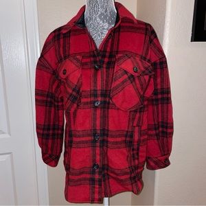 SO oversized red and black flannel shacket size small